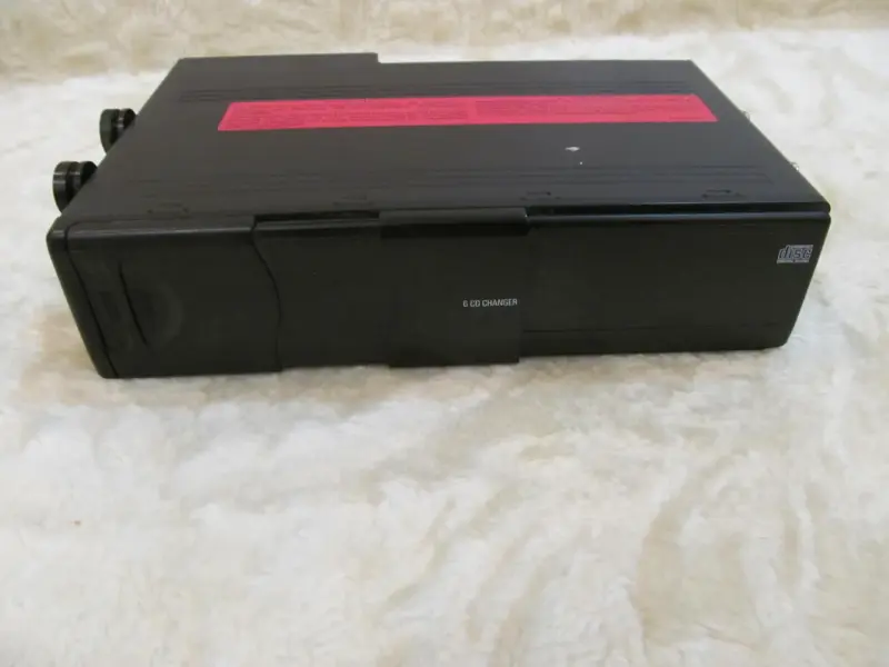 BMW e39 - CD-чейнджер, mod. BMW 65.12-6 913388, made in Hungary (без проводов)