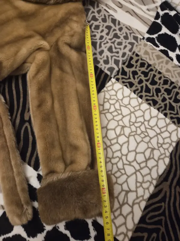 Женская верхняя одежда - Полушубок женский р. 42-44 S - Вся Беларусь - Фото 3 Полушубок женский р. 42-44 S - Вся Беларусь - 229717 - Доска объявлений Kupika.by - Фото 3