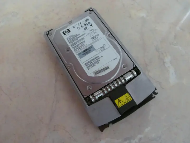 Жесткий диск для сервера HP 360205-021 72.8GB 10000 об.м 8MB (BD0728A4C4) 3.5 дюйма Ultra320 SCSI Б.У.