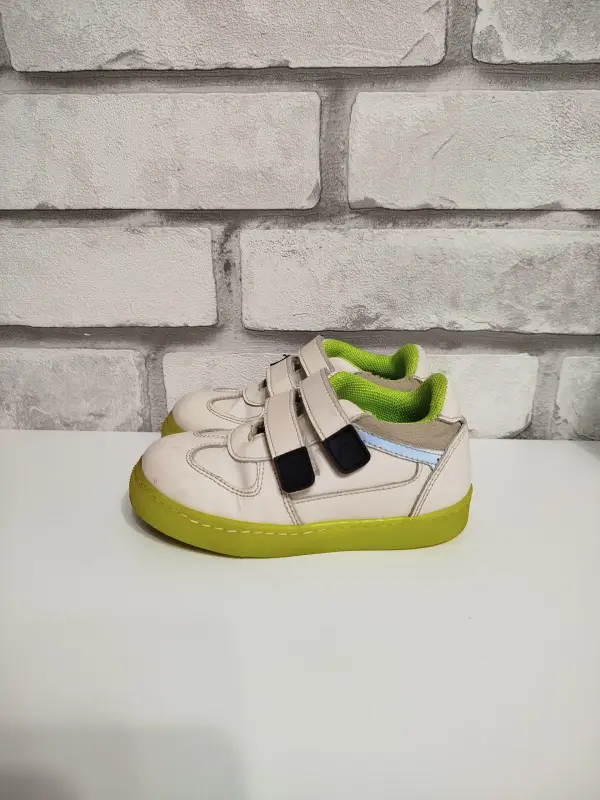 Кроссовки для мальчика