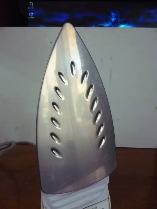 Утюг Ладомир (модель №20)