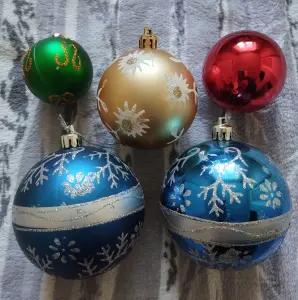 Новогодние украшения