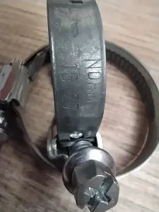 17 хомутов высокого качества. Цена за все.