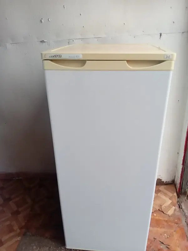 холодильник небольшой