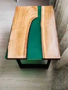 Журнальный столик