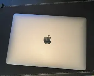 Apple MacBook Air 13" 2020 ноутбук