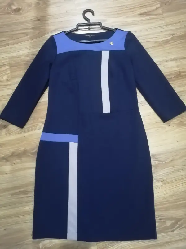 Платье женское, размер 44