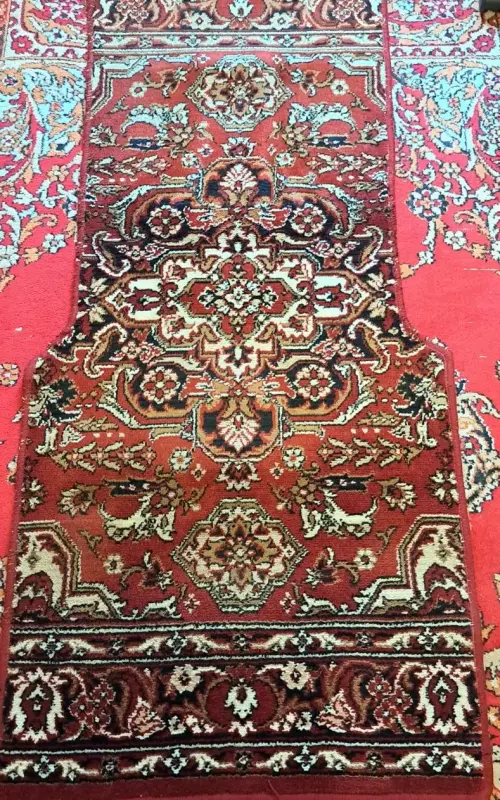 Покрывало ковровое на кресло-в наличии 2шт, б.у в отличном состоянии