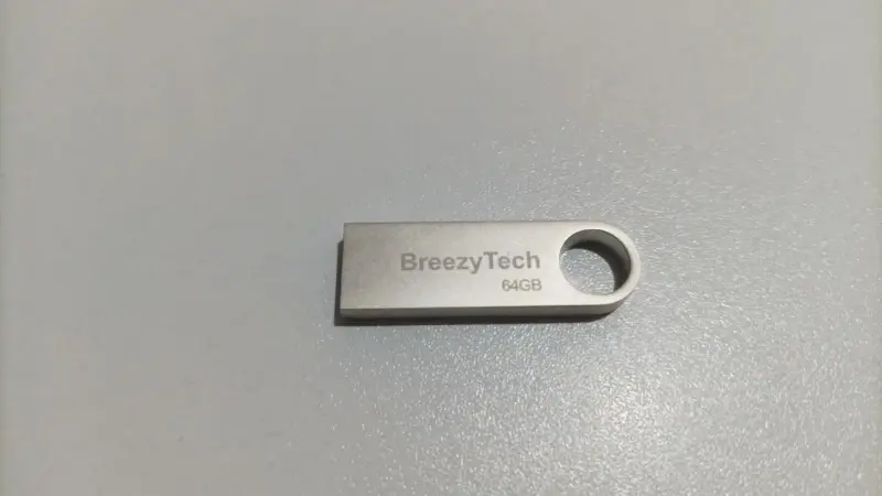 Компьютерная периферия и аксессуары - USB-Flash BreezyTech 64Gb - Вся Беларусь - Фото 3 USB-Flash BreezyTech 64Gb - Вся Беларусь - 231168 - Доска объявлений Kupika.by - Фото 3