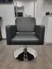 Парикмахерское кресло