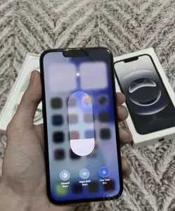 iPhone 16e (8/256gb) Обмен на андроид