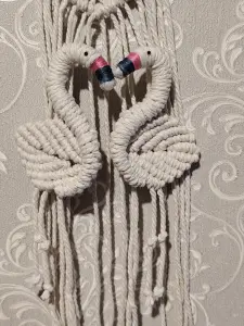 Панно лебеди