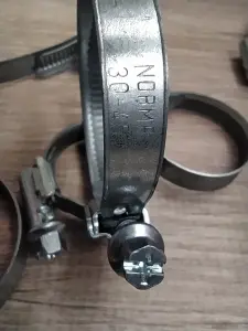 17 хомутов высокого качества. Цена за все.