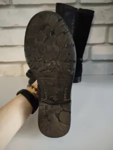 Зимние сапоги женские