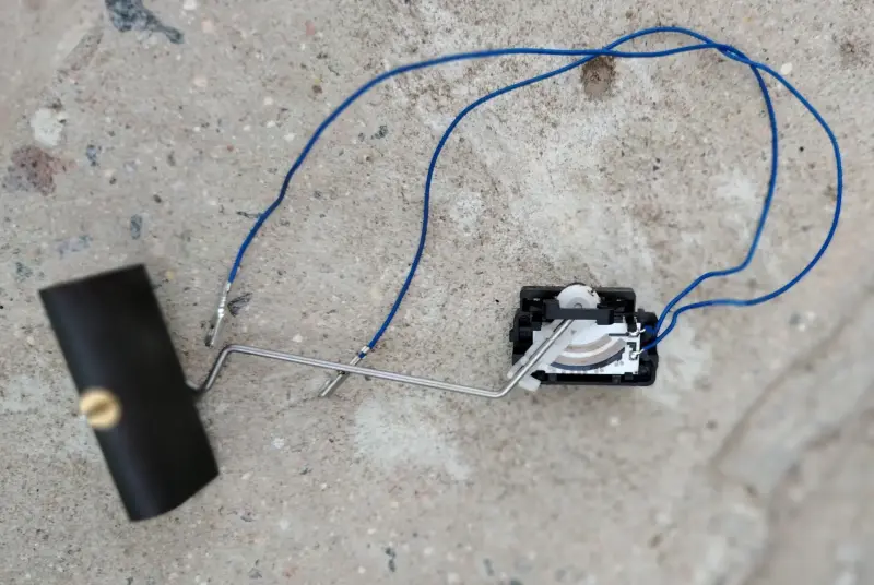 Поплавок уровня топлива Крайслер