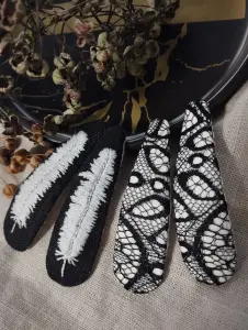 Аксессуары для волос с вышивкой, именная вышивка(заколки, резинки)