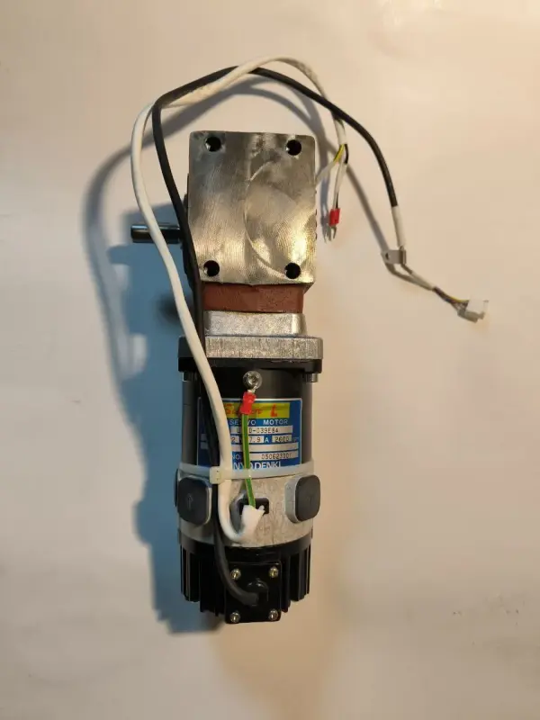 Серводвигатель Sanyo Denki с редуктором