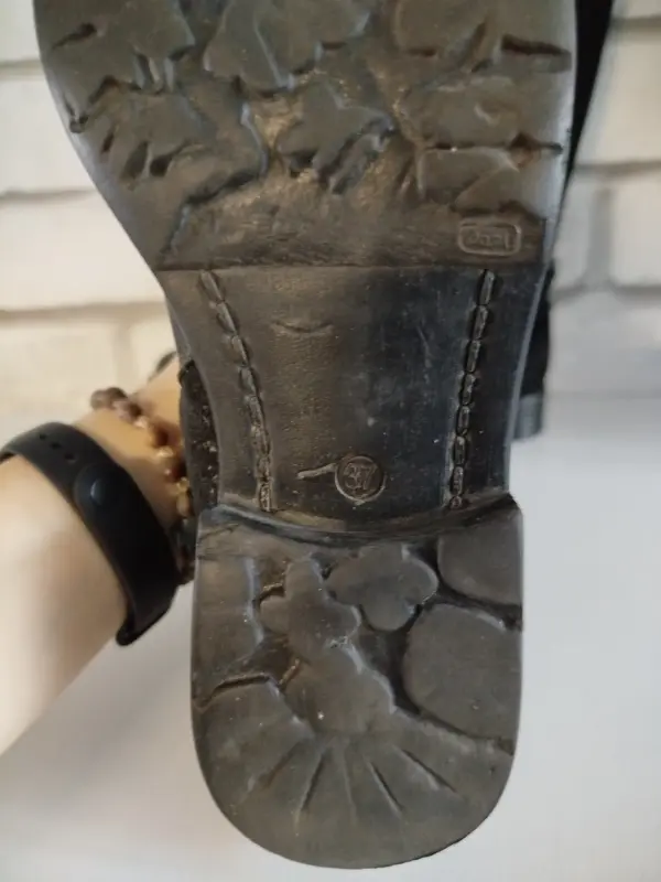 Зимние сапоги женские