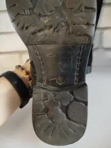 Зимние сапоги женские