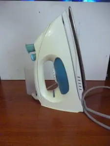 Утюг Ладомир (модель №20)