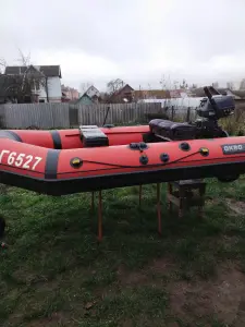 Лодка ПВХ АКВА 280 с мотором.