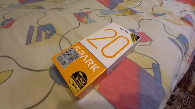 Смартфон Tecno Spark 20