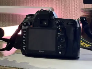 Nikon D7000 фотоаппарат