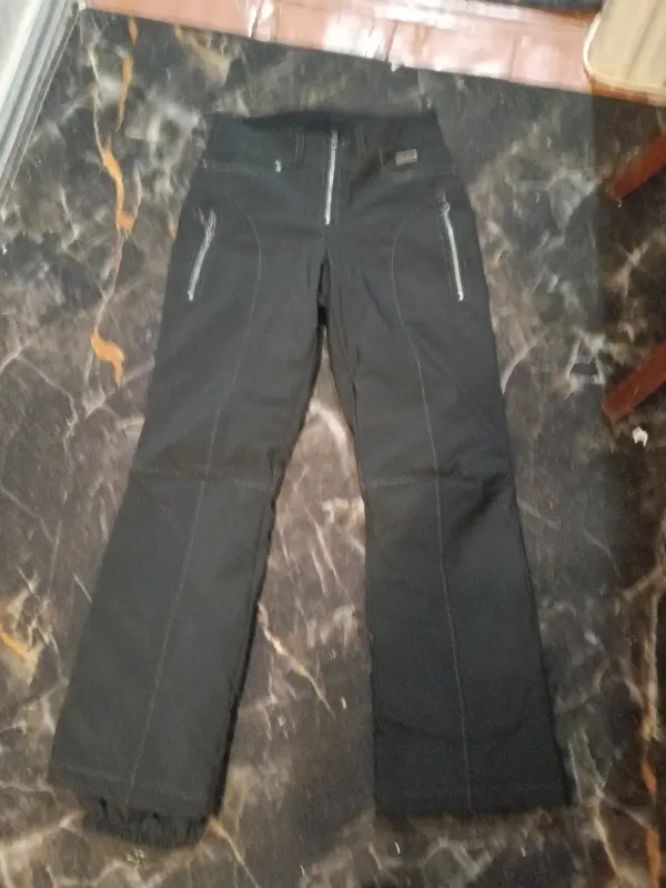 Штаны на прорезиненной подкладке, непромокаемые