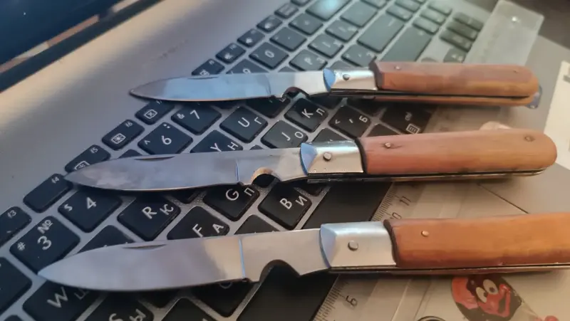 Нож складной электрика, связиста, продам!