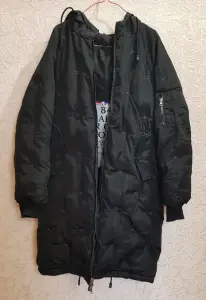 Зимняя двухсторонняя дизайнерская пальто-парка с капюшоном и застежкой-молнией.