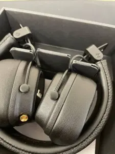 Наушники Marshall Major IV