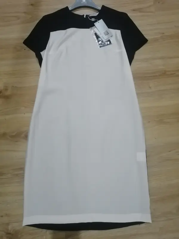 Платье женское, р-р 46 (новое)