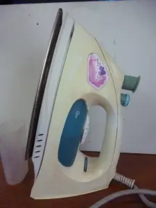 Утюг Ладомир (модель №20)