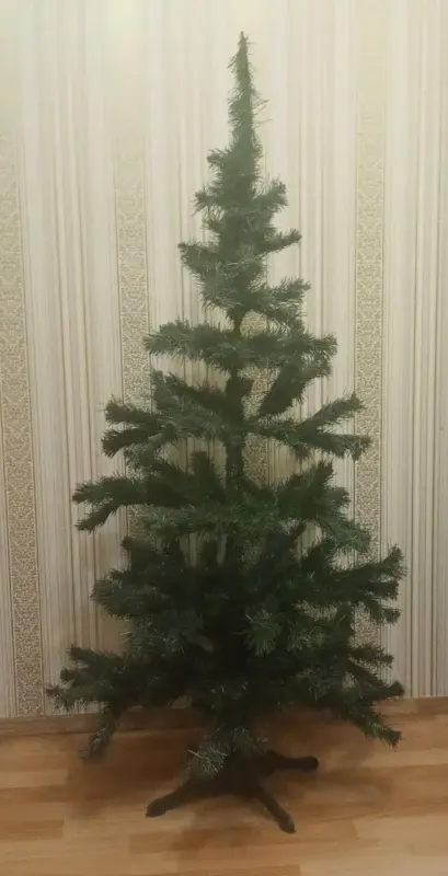 Ель искусственная