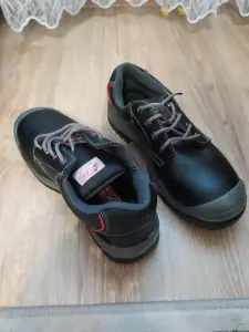 Новая спецобувь 42 р-ра от Nitras арт.7200.