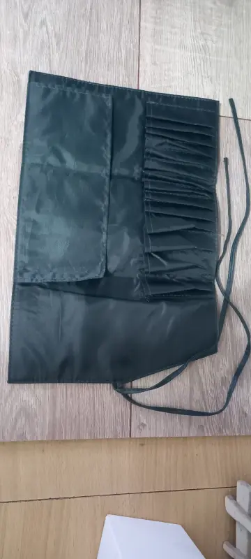 Органайзер для косметических кисточек