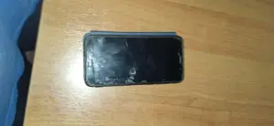 Мобильный телефон