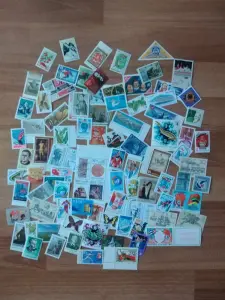 90 чистых марок СССР.