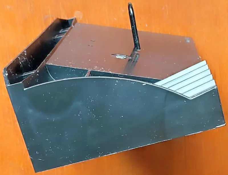 Настольный органайзер под канцелярию Uni