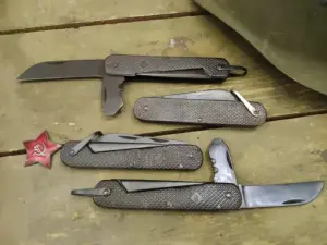 Куплю советский ,железный складной ножик, как на фото.