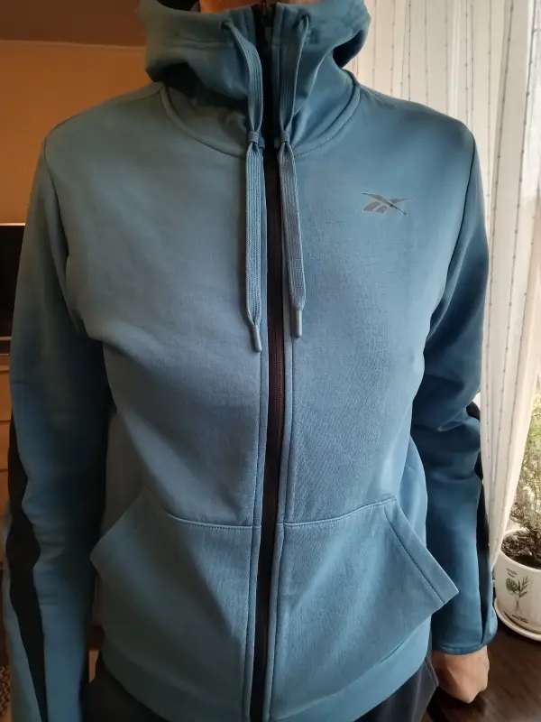 Мужская мастерка Рибок