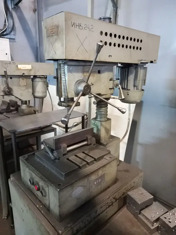 Оборудование для бизнеса - Настольно-сверлильный станок 2М112 - Вся Беларусь - Фото 2 Настольно-сверлильный станок 2М112 - Вся Беларусь - 229524 - Доска объявлений Kupika.by - Фото 2