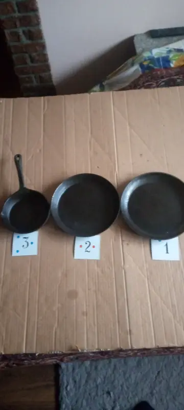 Сковородки чугунные