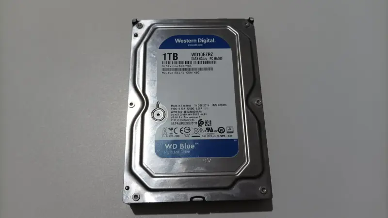 Жесткий диск WD Blue 1TB (WD10EZRZ)