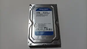 Жесткий диск WD Blue 1TB (WD10EZRZ)