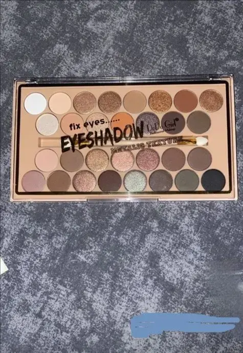 Палетка теней для век