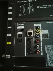 40" смарт-телевизор Samsung UE40F6330AK, с частотой экрана 200Гц