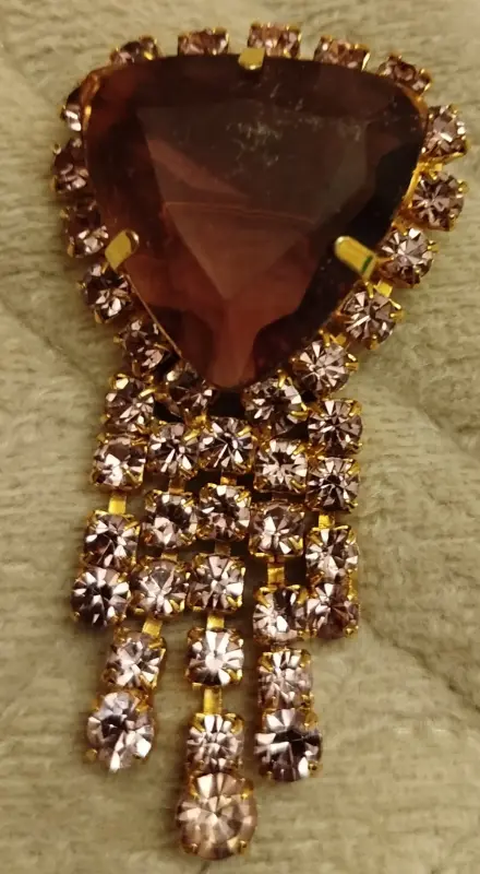 Брошь. Чехия.