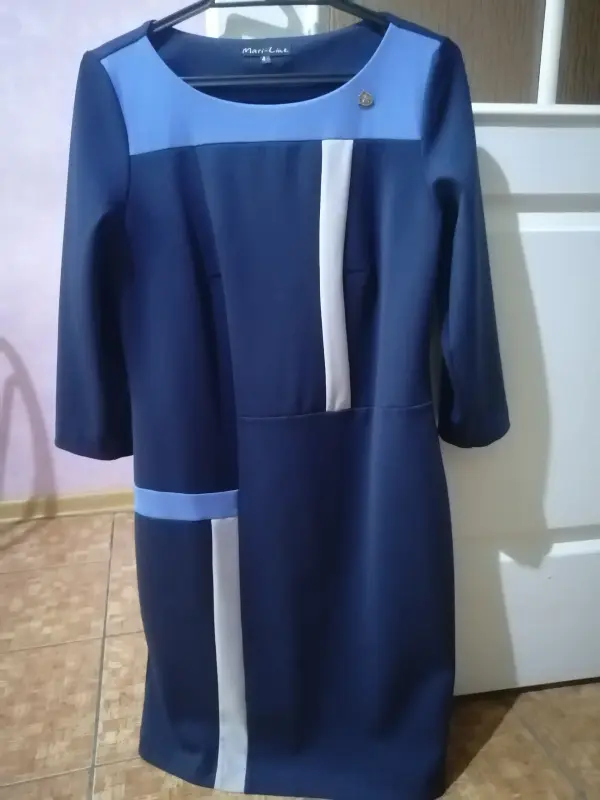 Платье женское, размер 44