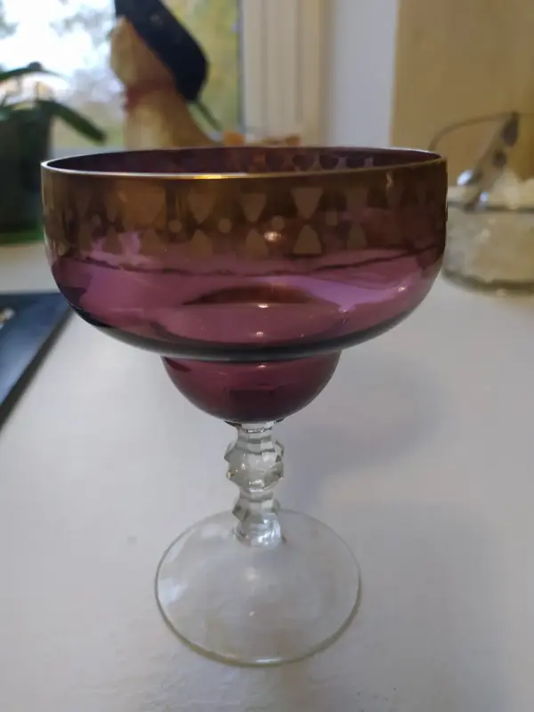 Куплю шампанку/креманку